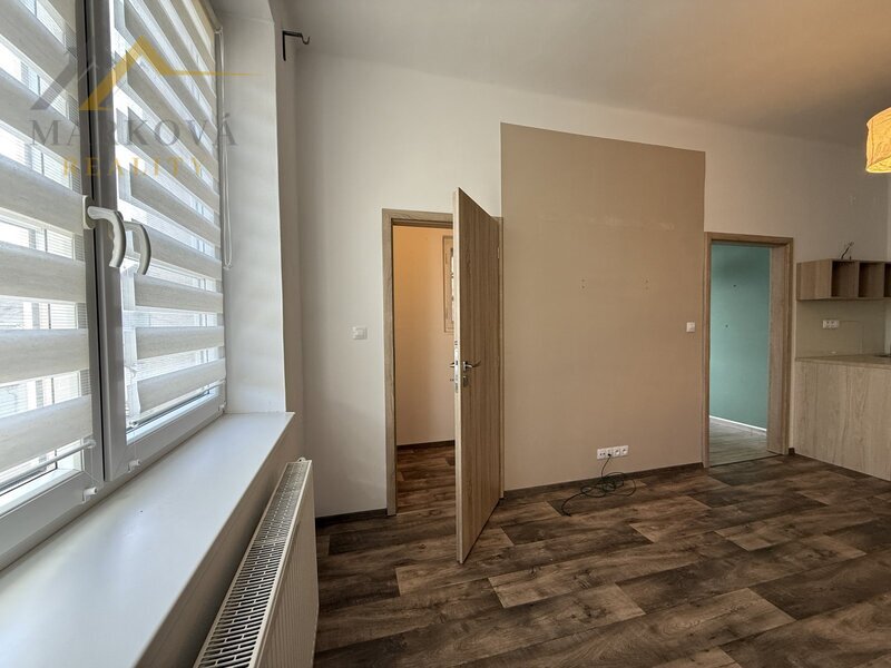 Pronájem, byt 2kk s balkonem, Týn nad Vltavou, ul. Jiráskova