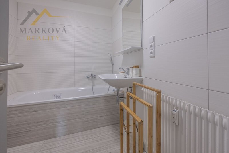 Pronájem bytu 4+kk, 86 m² po rekonstrukci – Soběslav, ulice Horní Příkopy