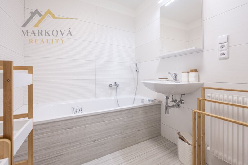 Pronájem bytu 4+kk, 86 m² po rekonstrukci – Soběslav, ulice Horní Příkopy