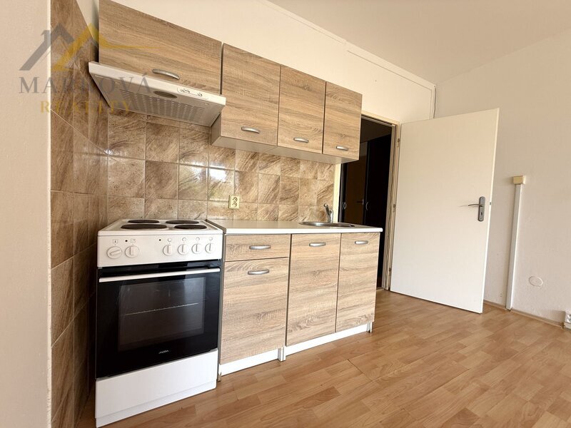 Pronájem bytu 1+kk, Hlinecká ul., Týn nad Vltavou, 29,4 m²