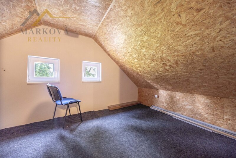 Prodej, vícegenerační rodinný dům s dílnou, stodolou a stavebním pozemkem, Žárovná, Šumava