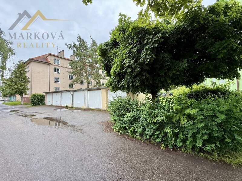 Garáž, osobní vlastnictví, 18 m2, České Budějovice, Lidická třída