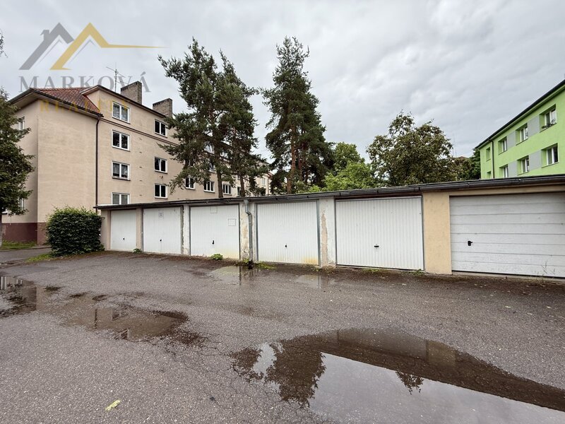 Garáž, osobní vlastnictví, 18 m2, České Budějovice, Lidická třída
