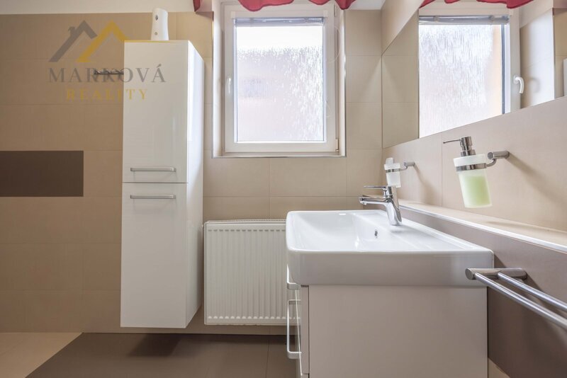 Prodej, rodinný dům, 463 m², Staré Hodějovice, ul. Dolní