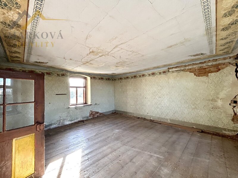 Prodej, rodinný dům se stavební parcelou, Bežerovice, Bechyně, 2008 m2