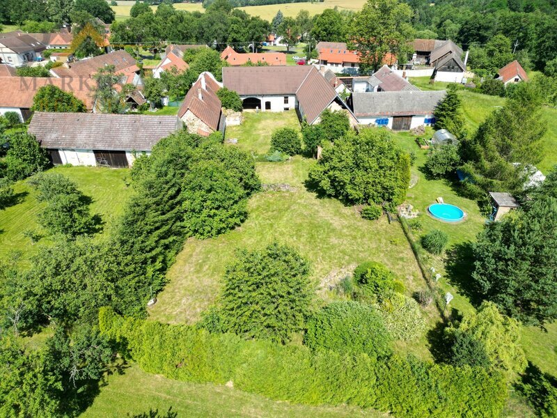 Prodej, rodinný dům se stavební parcelou, Bežerovice, Bechyně, 2008 m2