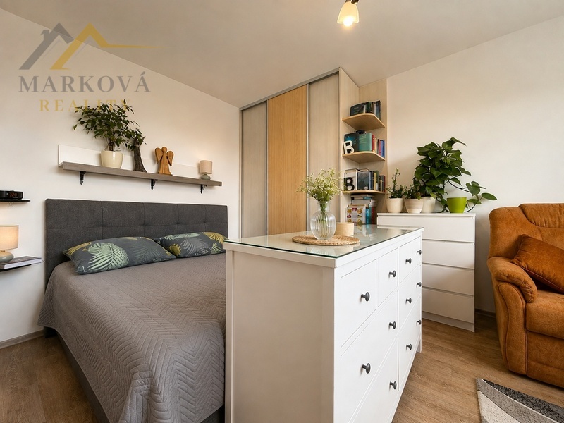 Prodej, 1+1, 39,3 m2, s krytým parkovacím stáním, Dačice