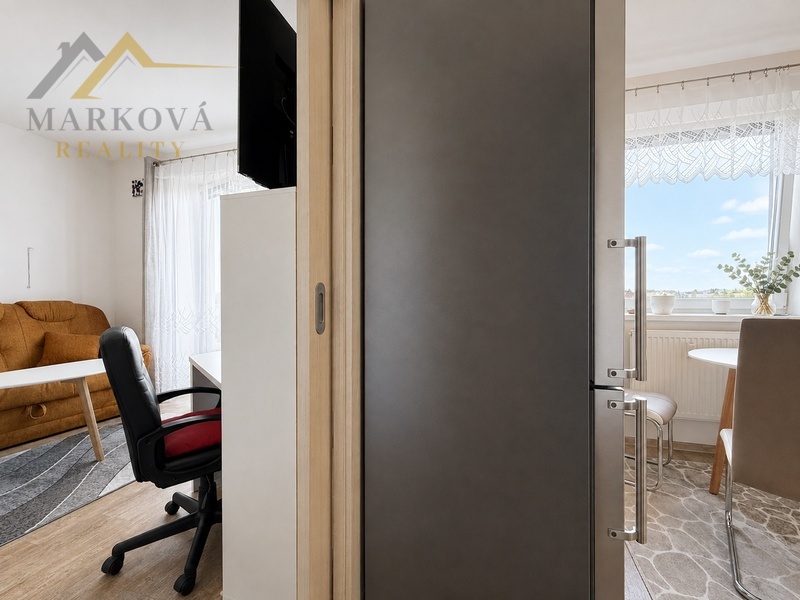 Prodej, 1+1, 39,3 m2, s krytým parkovacím stáním, Dačice