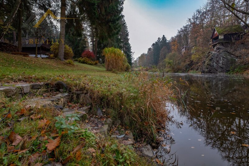 Prodej, rekreační chata přímo u řeky Malše, Doudleby