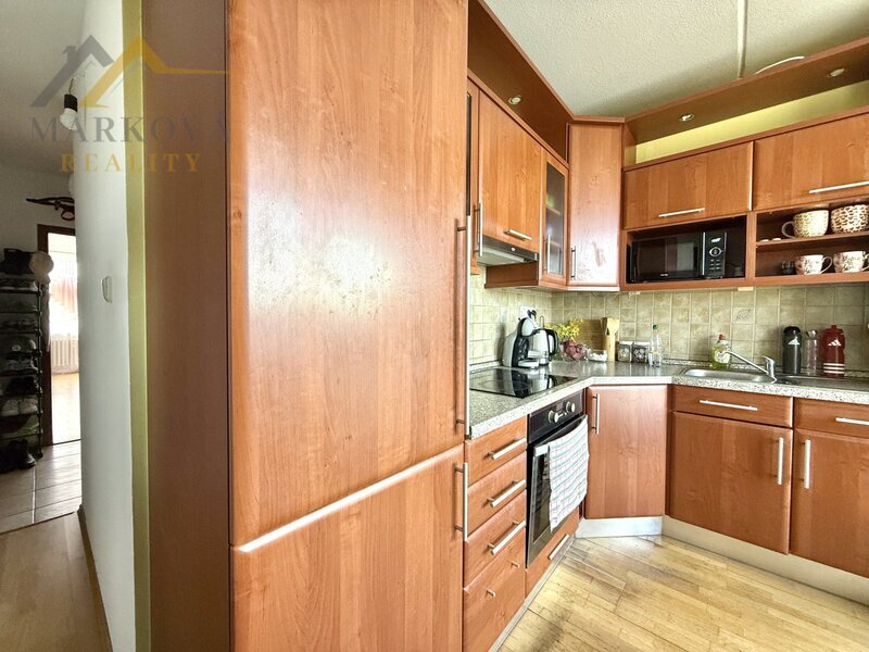 Prodej, 3+1 s balkonem i zasklenou lodžií, OV, Týn nad Vltavou, ul. Komenského