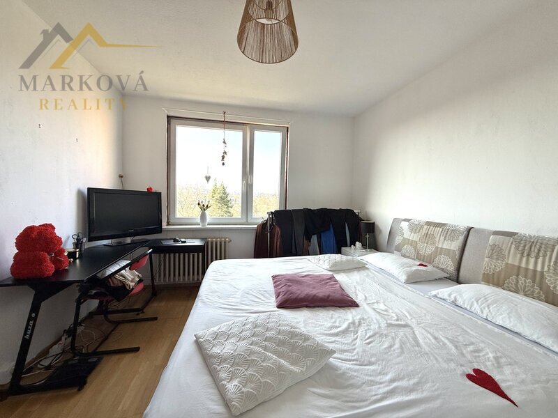 Prodej, 3+1 s balkonem i zasklenou lodžií, OV, Týn nad Vltavou, ul. Komenského