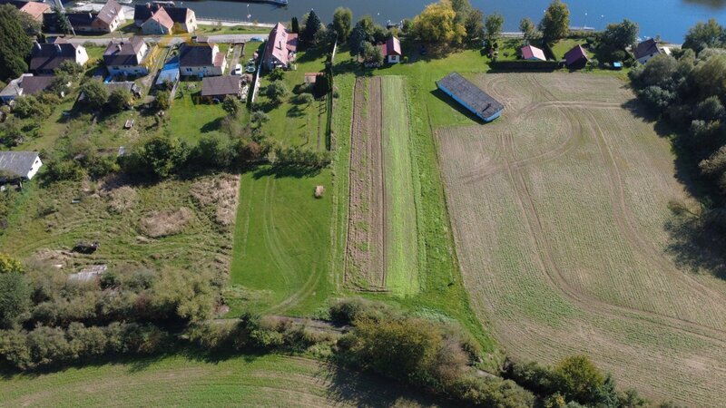 Prodej, stavební pozemek, Hněvkovice na levém břehu Vltavy, 1039 m²