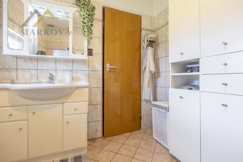 Rodinný dům, Mokré, Litvínovice, 780 m²