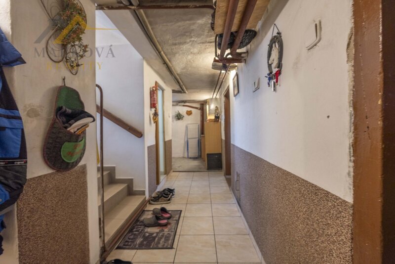 Rodinný dům, Mokré, Litvínovice, 780 m²