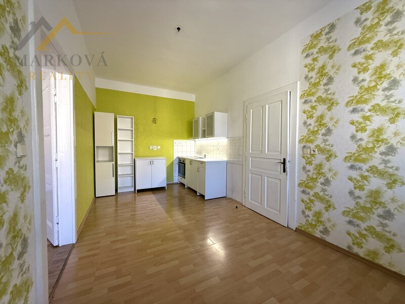 Pronájem bytu 2kk se zasklenou lodžií, 46 m², Týn nad Vltavou, ul. Jiráskova