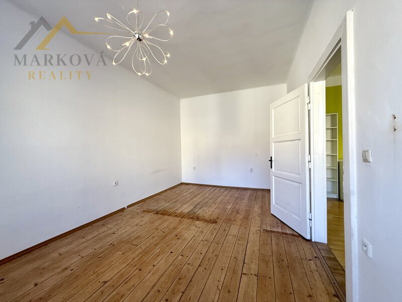 Pronájem bytu 2kk se zasklenou lodžií, 46 m², Týn nad Vltavou, ul. Jiráskova