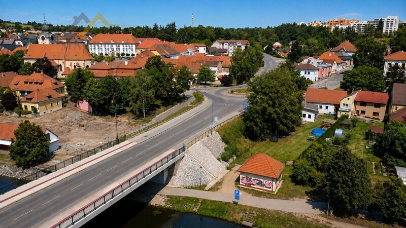 Prodej, dům s pozemkem přímo u řeky, 1 162 m², Vinařického náměstí, Týn nad Vltavou