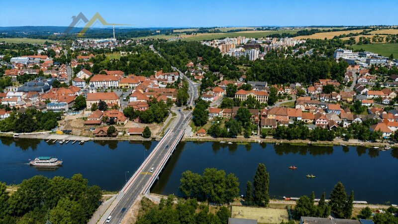 Prodej, dům s pozemkem přímo u řeky, 1 162 m², Vinařického náměstí, Týn nad Vltavou