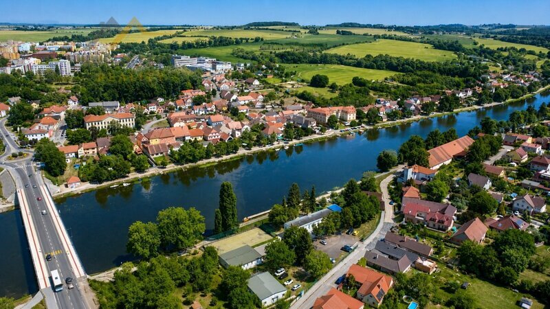 Prodej, dům s pozemkem přímo u řeky, 1 162 m², Vinařického náměstí, Týn nad Vltavou