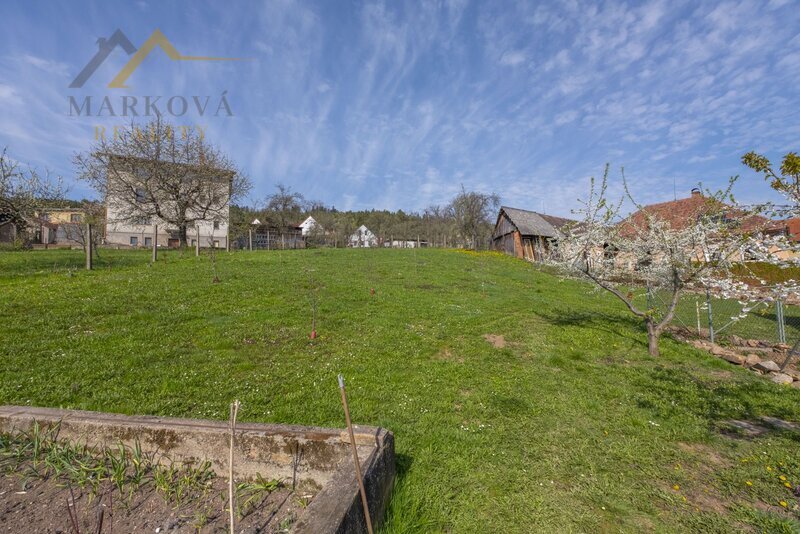 Prostorný rodinný dům po rekonstrukci (2019) 6+kk, 189 m², pozemek  1974 m²