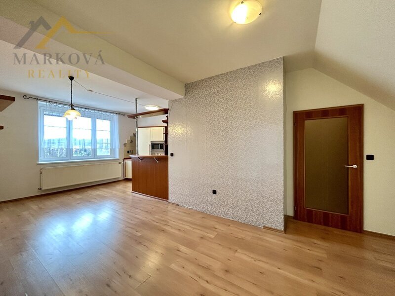 Pronájem bytu 4+1, Týn nad Vltavou, ul. Jiráskova