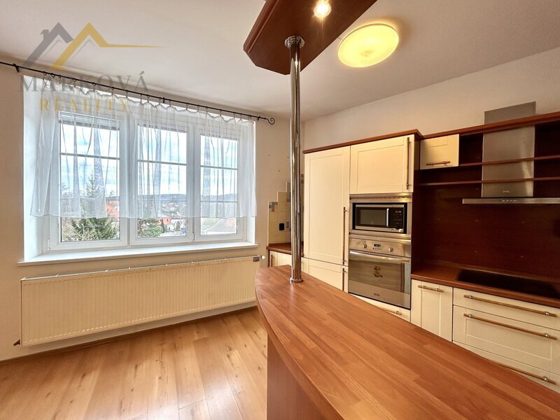 Pronájem bytu 4+1, Týn nad Vltavou, ul. Jiráskova