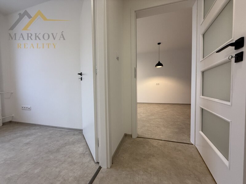 Pronájem, byt 2kk, České Budějovice, J. Bendy, 42 m2