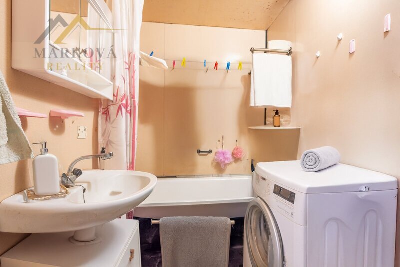 Prostorný byt 3+1, 77 m² s velkým sklepem a půdou 60 m², Vlachova Březí