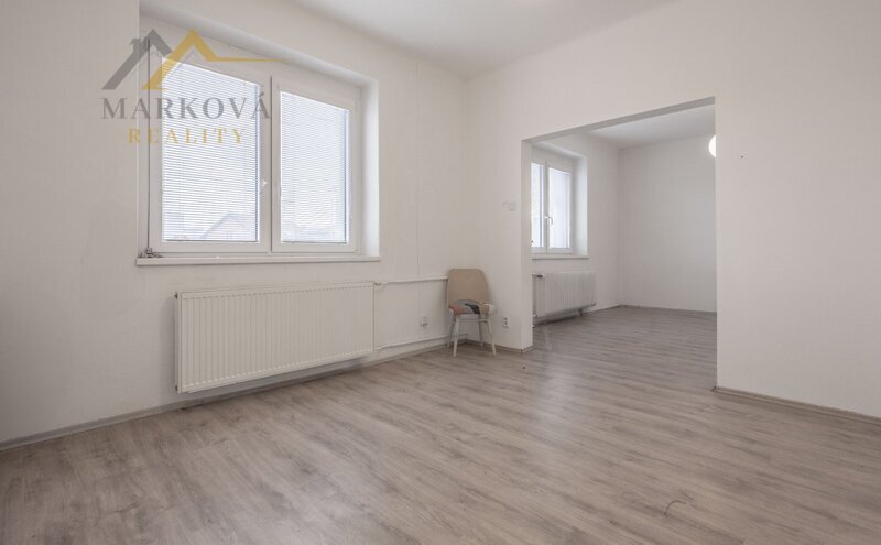 Pronájem, dvě bytové jednotky v rodinném domě, České Budějovice, Nemanice