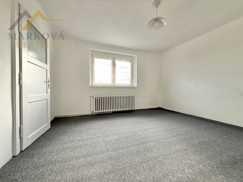 Pronájem, dvě bytové jednotky v rodinném domě, České Budějovice, Nemanice