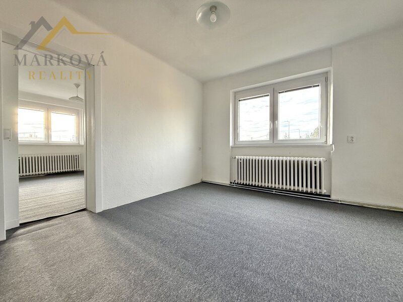 Pronájem, dvě bytové jednotky v rodinném domě, České Budějovice, Nemanice