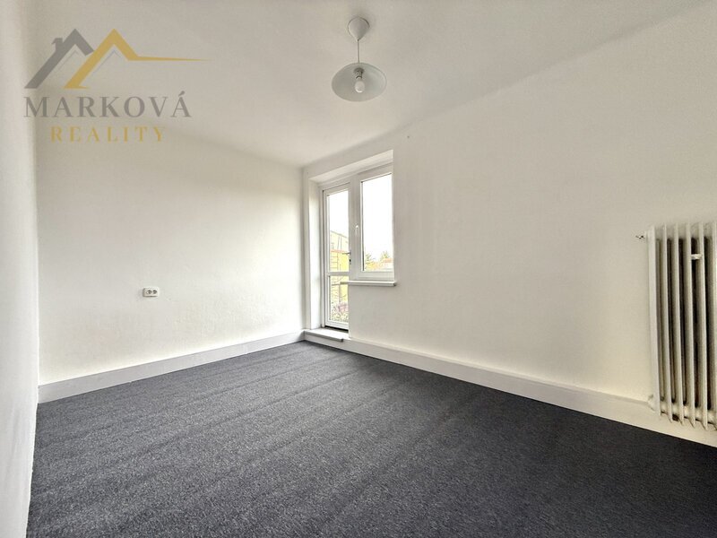 Pronájem, dvě bytové jednotky v rodinném domě, České Budějovice, Nemanice