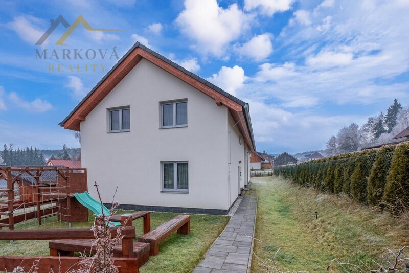 Prodej, byt / apartmán, 2+1 se zahradou, 45,8 m², novostavba, Stachy na Šumavě