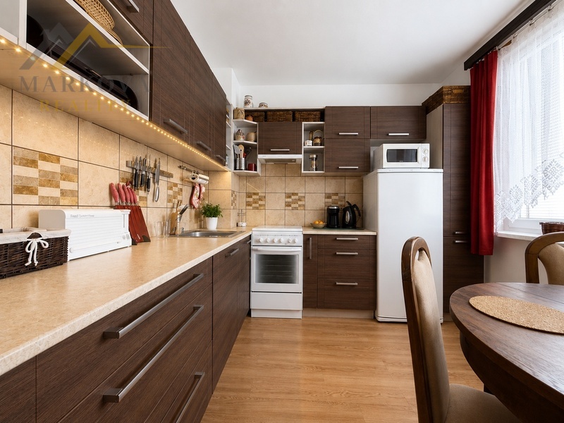 Prodej, byt 3+1 s lodžií, 75,32 m², Praha, Písnická ul.