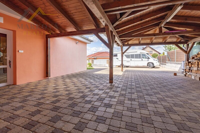 Prodej, rodinný dům se zahradou, Bechyně, ul. Souběžná, 560 m²