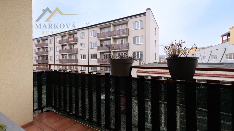 Prodej, byt 4+1 s balkonem, garáží a podílem na zahradě, 119 m², České Budějovice, Karla Tomana