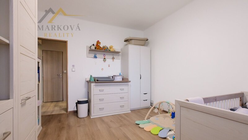 Prodej, byt 4+1 s balkonem, garáží a podílem na zahradě, 119 m², České Budějovice, Karla Tomana