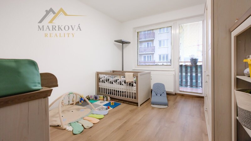 Prodej, byt 4+1 s balkonem, garáží a podílem na zahradě, 119 m², České Budějovice, Karla Tomana