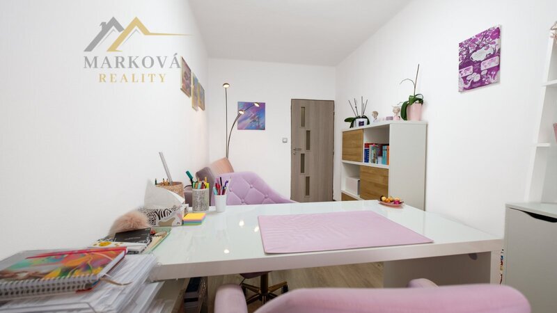 Prodej, byt 4+1 s balkonem, garáží a podílem na zahradě, 119 m², České Budějovice, Karla Tomana
