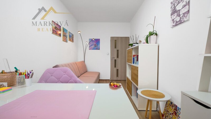 Prodej, byt 4+1 s balkonem, garáží a podílem na zahradě, 119 m², České Budějovice, Karla Tomana