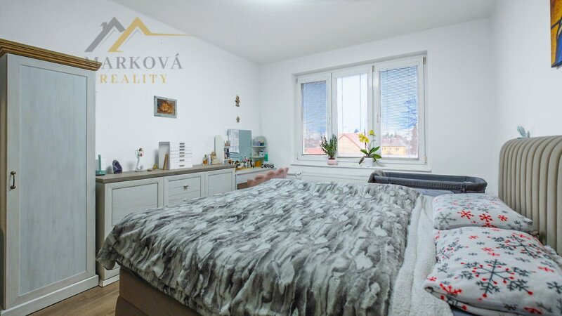 Prodej, byt 4+1 s balkonem, garáží a podílem na zahradě, 119 m², České Budějovice, Karla Tomana