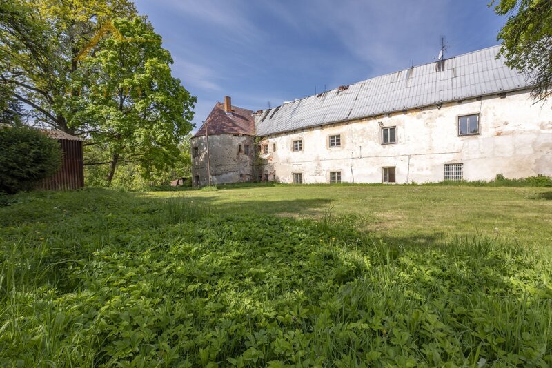 Prodej, historická tvrz s rybníkem, Jistebnice, 19.200 m²