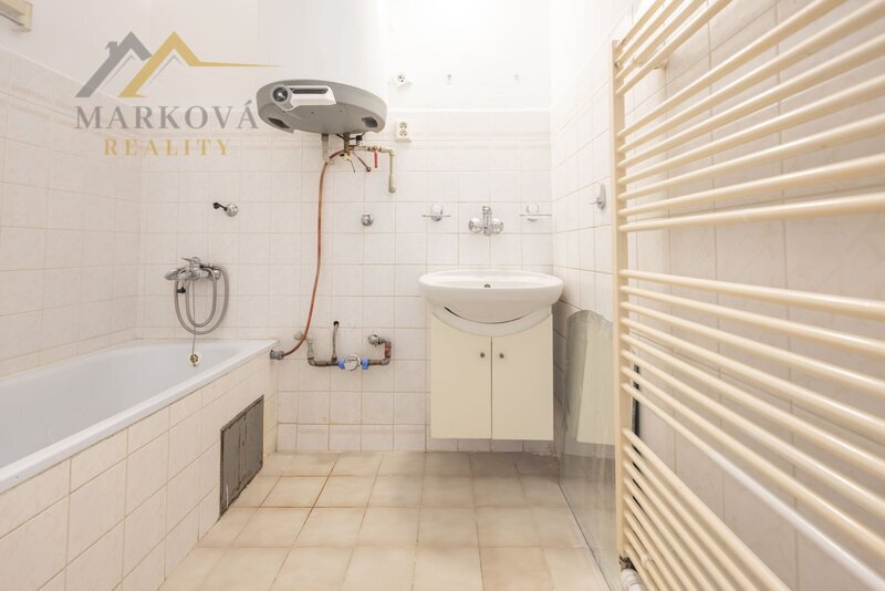 Prodej, byt 2+1 s balkonem, 69 m², s vlastním parkovacím stáním, Týn nad Vltavou, ul. Orlická