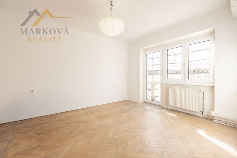 Prodej, byt 2+1 s balkonem, 69 m², s vlastním parkovacím stáním, Týn nad Vltavou, ul. Orlická