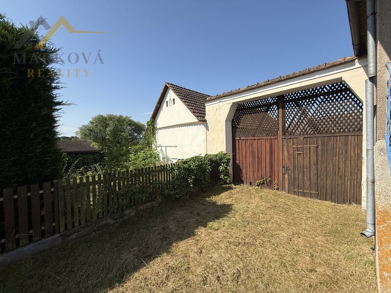 Prodej, rodinný dům, hospodářské budovy, rozlehlý pozemek 7132 m², Doubrava