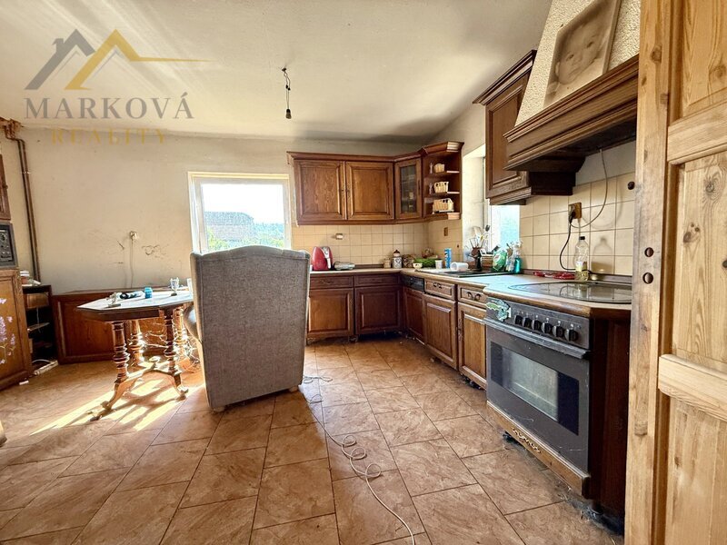 Prodej, rodinný dům, hospodářské budovy, rozlehlý pozemek 7132 m², Doubrava