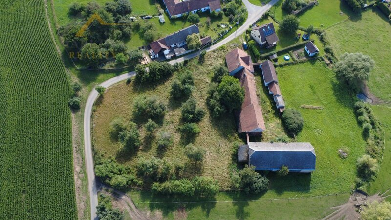 Prodej, rodinný dům, hospodářské budovy, rozlehlý pozemek 7132 m², Doubrava