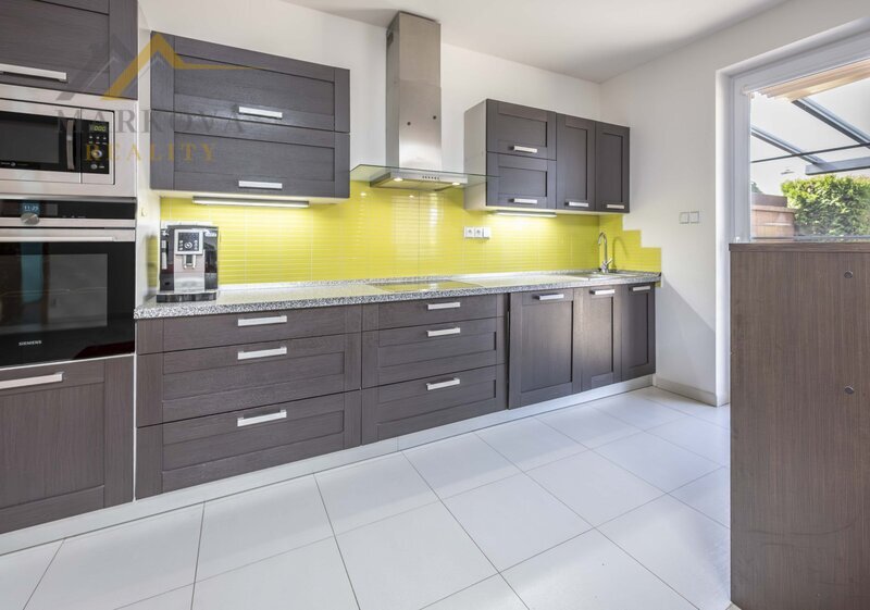 Prodej, rodinný dům se zahradou, Bechyně, ul. Souběžná, 560 m²