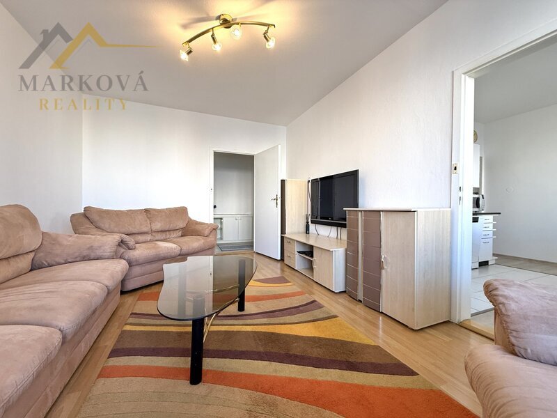 Pronájem světlého bytu 3+1 s prostorným balkonem, České Budějovice – sídliště Vltava