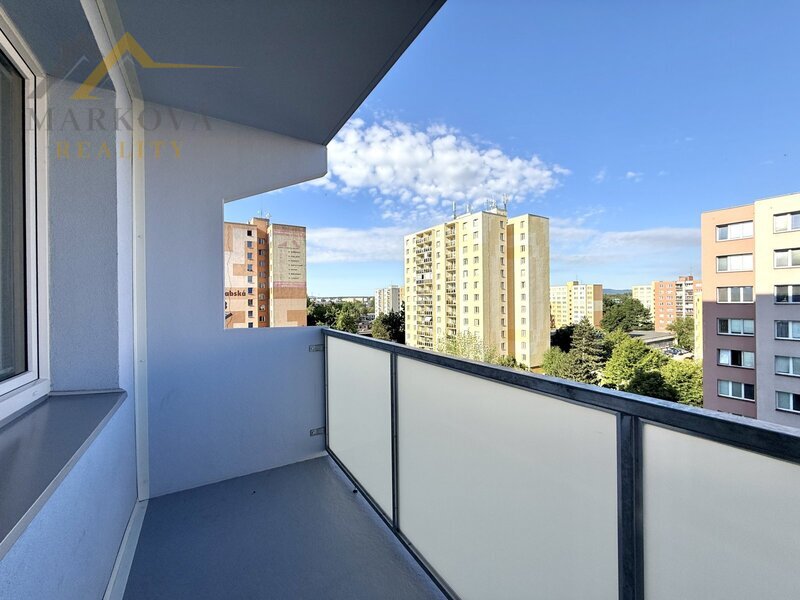 Pronájem světlého bytu 3+1 s prostorným balkonem, České Budějovice – sídliště Vltava